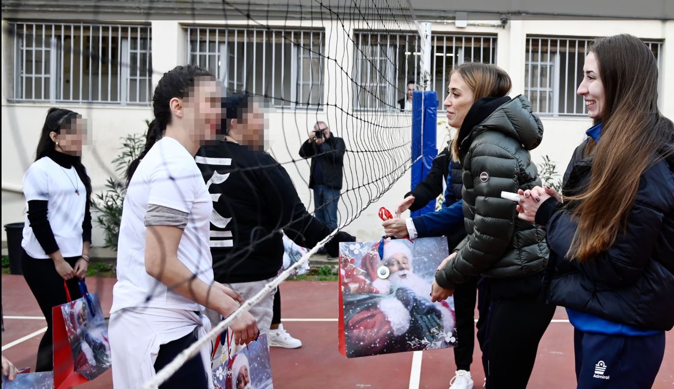 Επίσκεψη Παπαφωτίου με την ΕΟΠΕ στις φυλακές