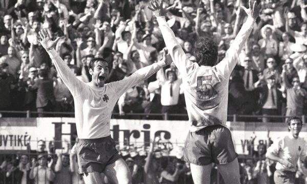 Σαν σήμερα το 1971-Πράσινη φωτιά στον Ερυθρό Αστέρα